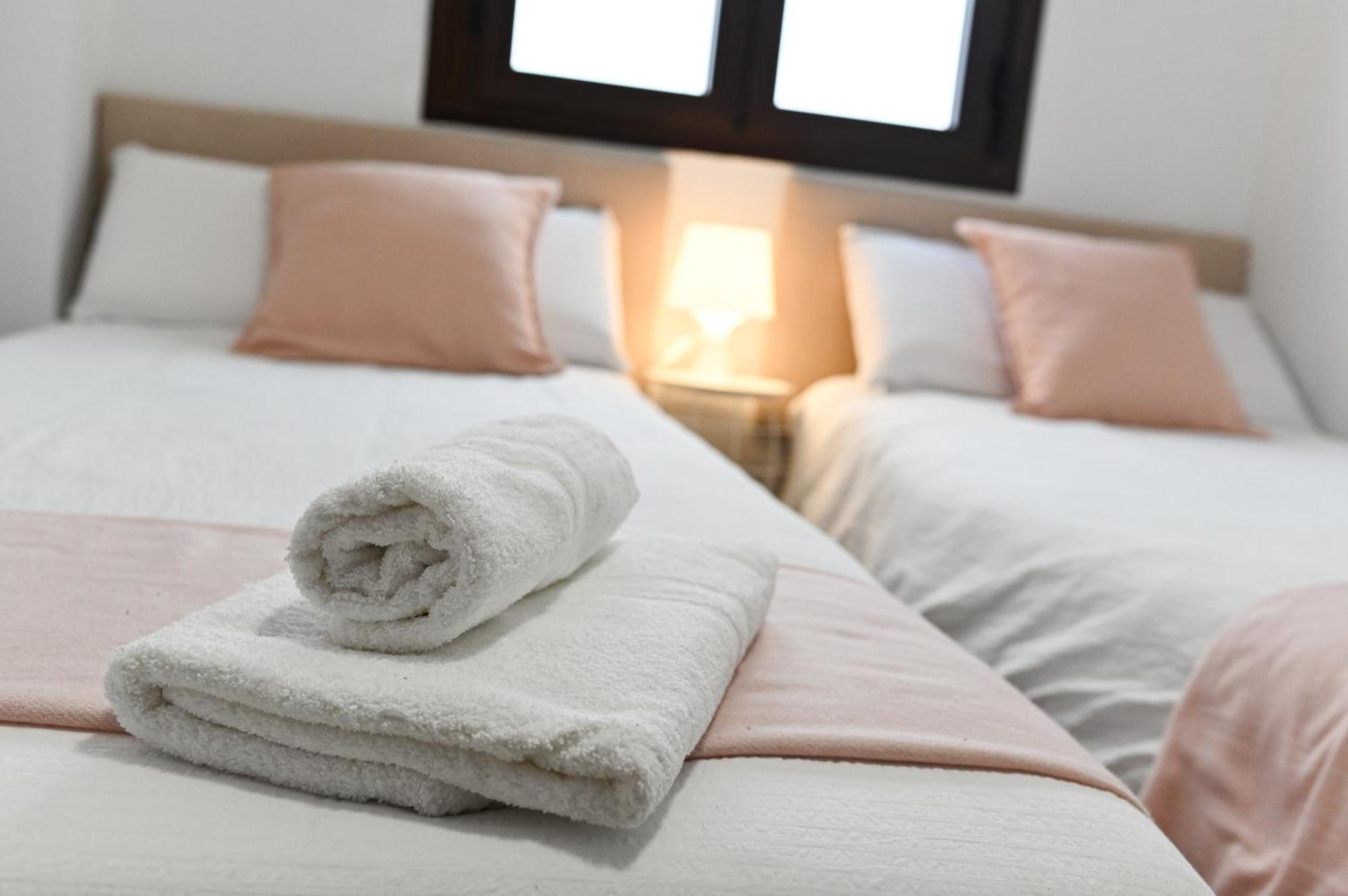 M&M Apartment Ρόντα Εξωτερικό φωτογραφία